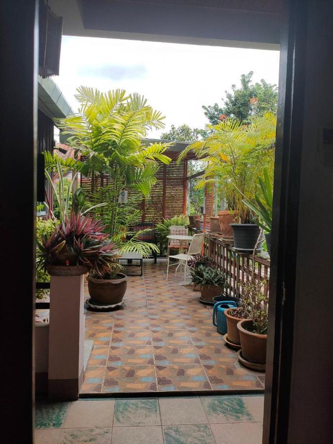 Baitong Homestay Chiang Mai Exterior foto